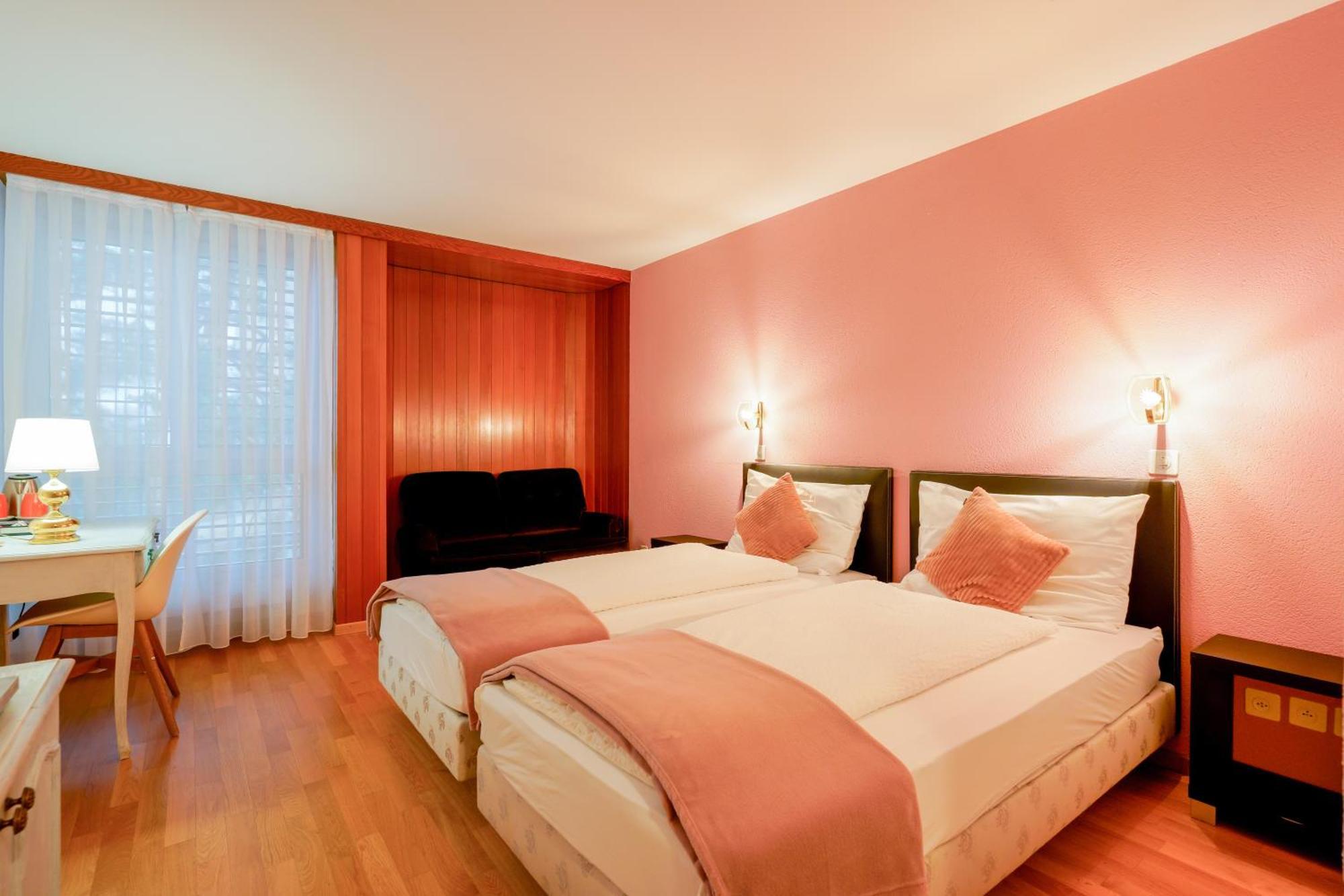 Hotel Du Grand-Pre Marly-le-Grand Buitenkant foto